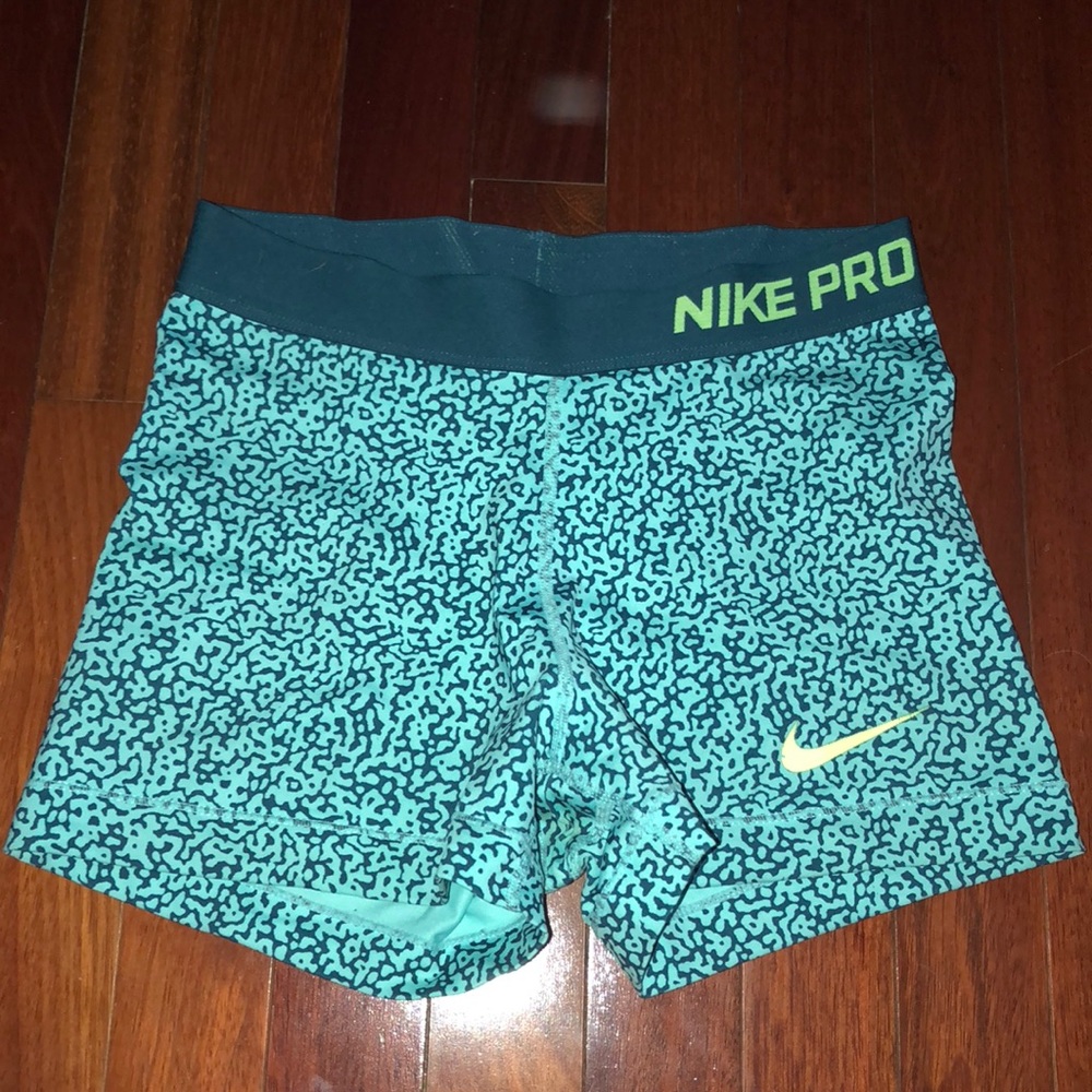 Nike Pros!!